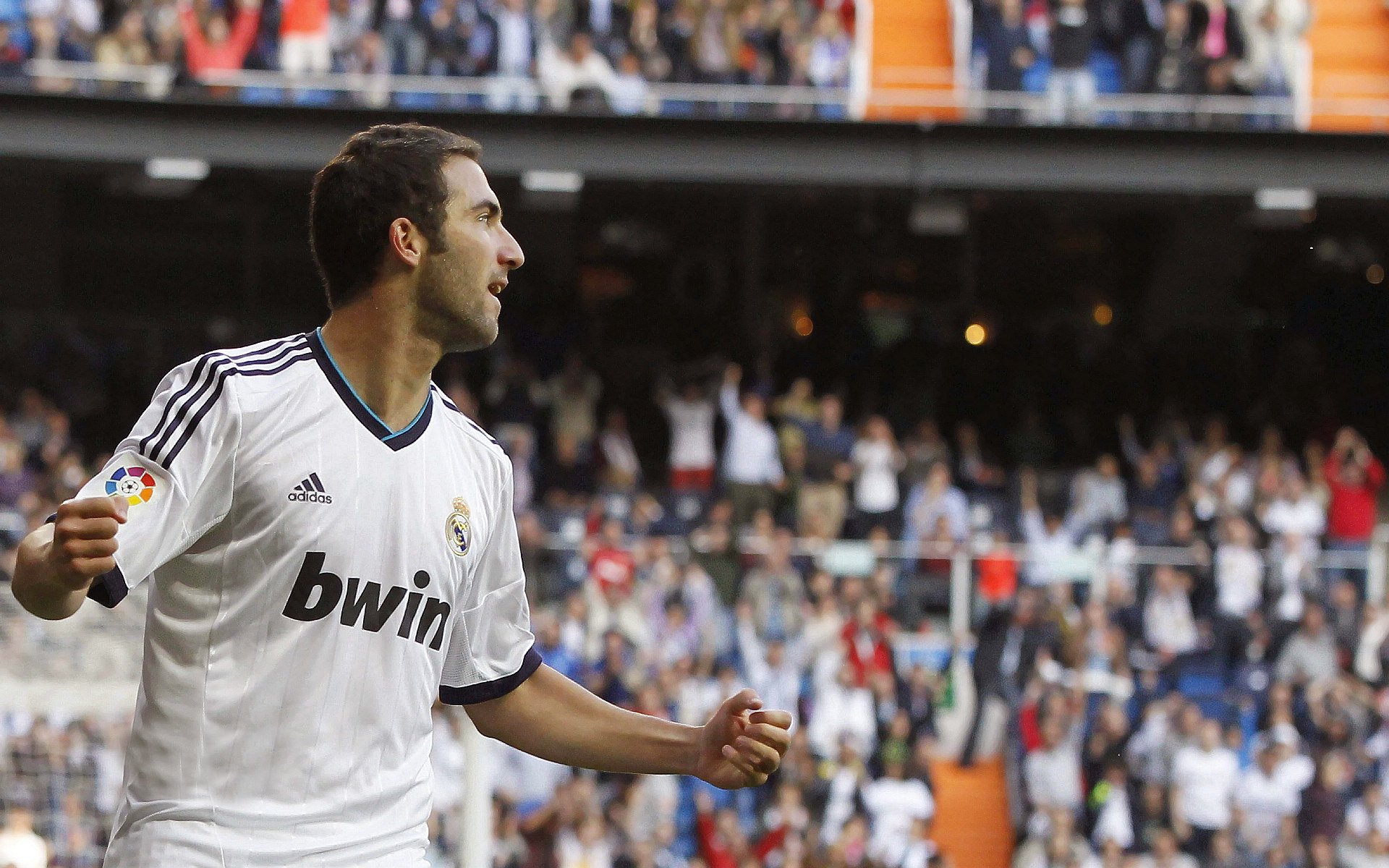 “西甲各队士气高涨,争夺战越发激烈”,西甲各队阵容